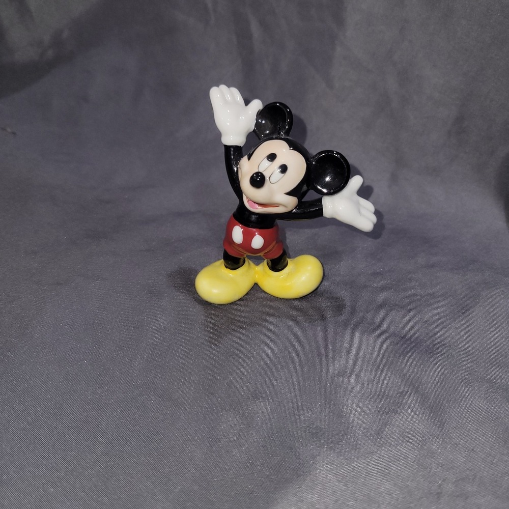 Vintage Walt Disney Mickey Mouse Ceramic Figure Made In Sri Lanka